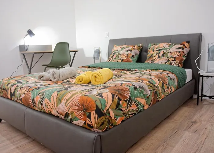 Le Perpinb - 6 Personnes - Bureau & Wifi * Perpignan